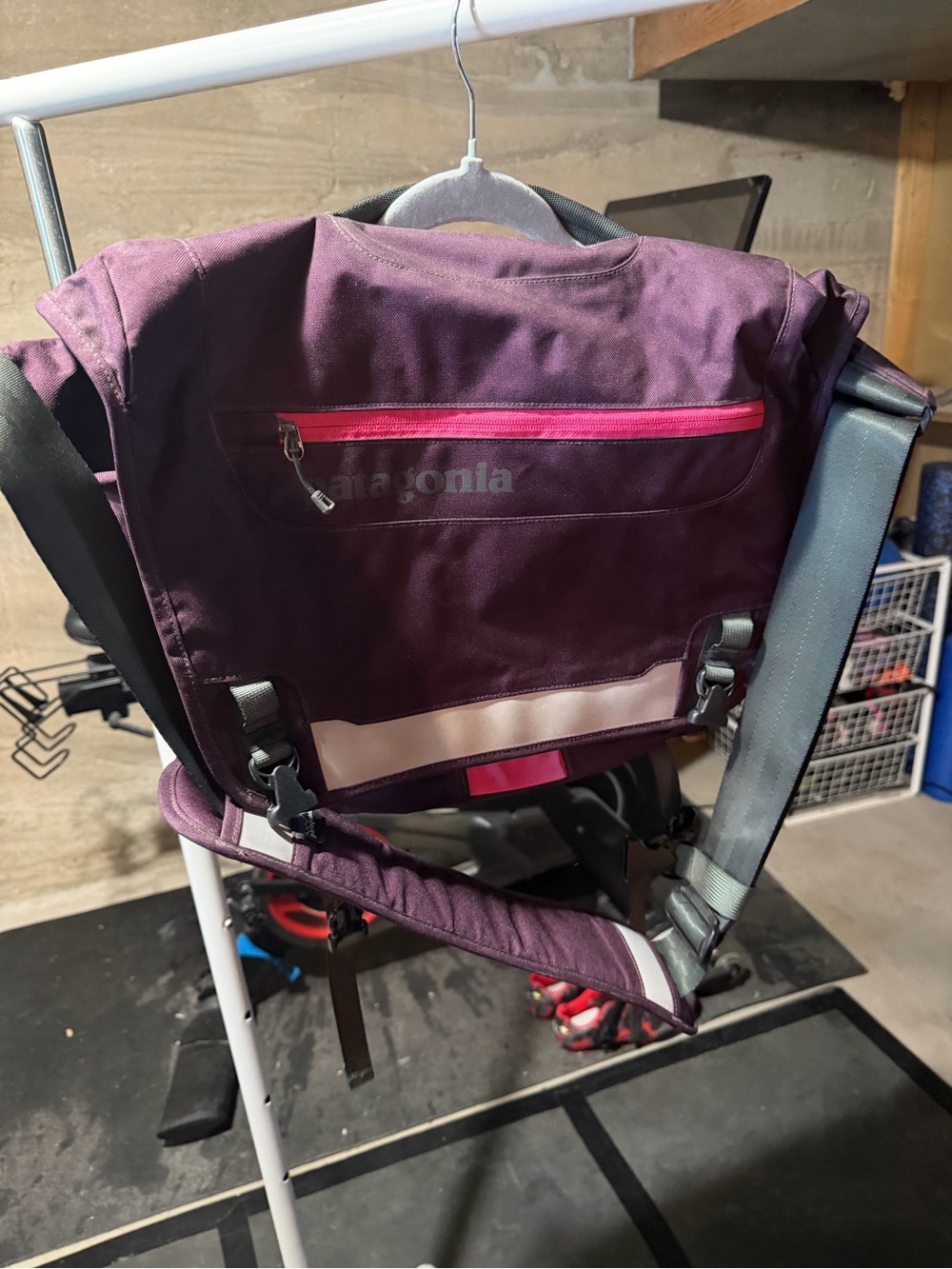 Patagonia Half Mass Messenger Bag- Bordeaux